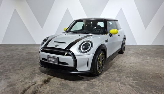 Mini • Cooper