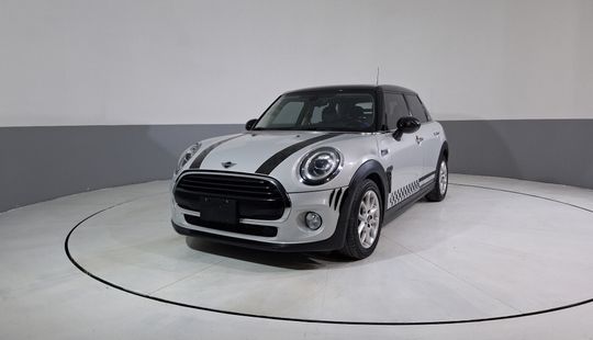 Mini • Cooper