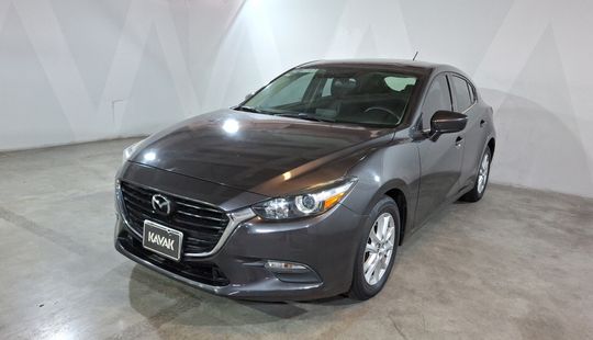 Mazda • Mazda 3