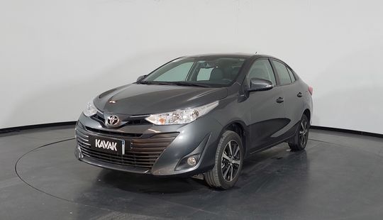 Toyota • Yaris
