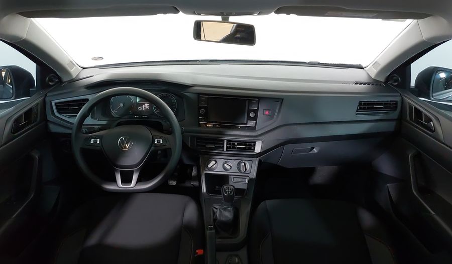Volkswagen Polo 1.0 TRACK Hatchback 2024