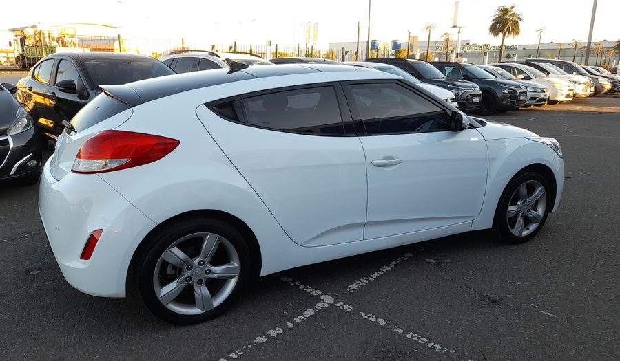 Hyundai Veloster 1.6 GDI Hatchback 2014