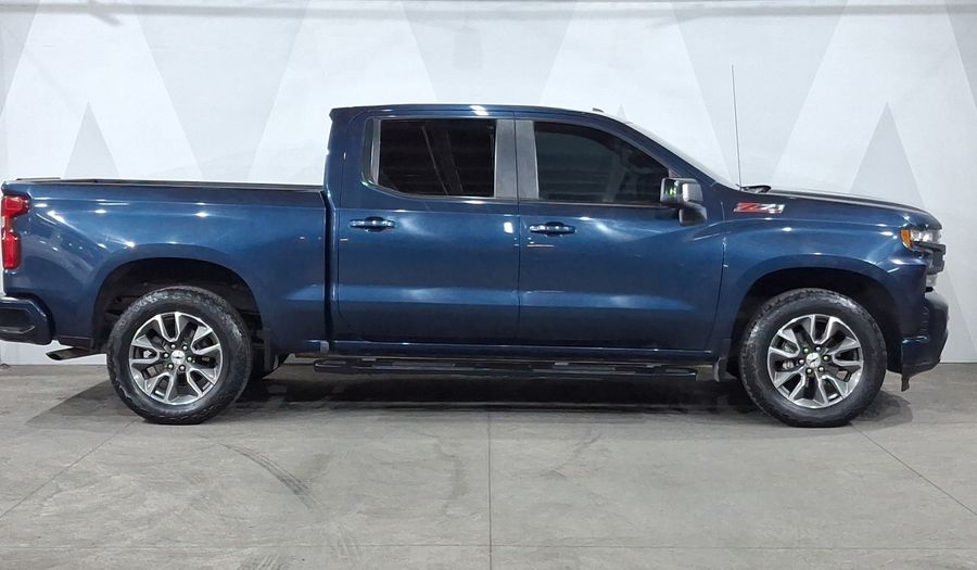 Chevrolet Cheyenne 5.3 CHEYENNE RST CREW CAB B 4WD Pickup 2021