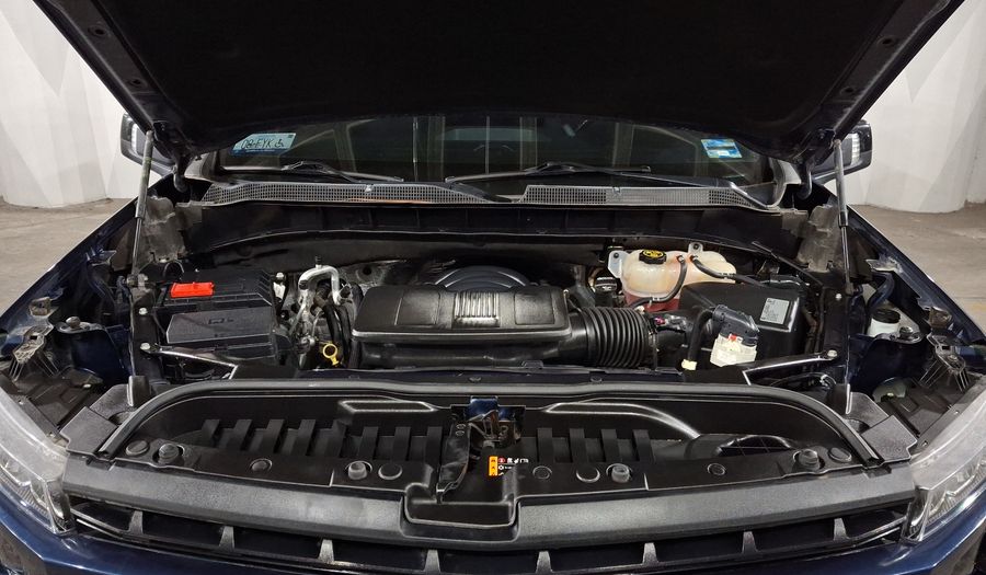 Chevrolet Cheyenne 5.3 CHEYENNE RST CREW CAB B 4WD Pickup 2021