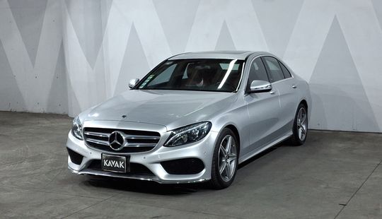 Mercedes Benz • Clase C