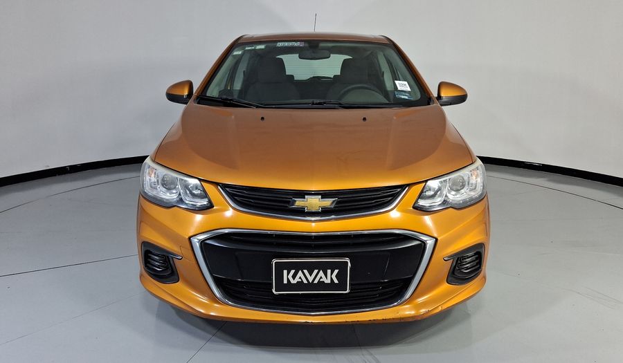 Chevrolet Sonic 1.6 MT J LT Hatchback 2017