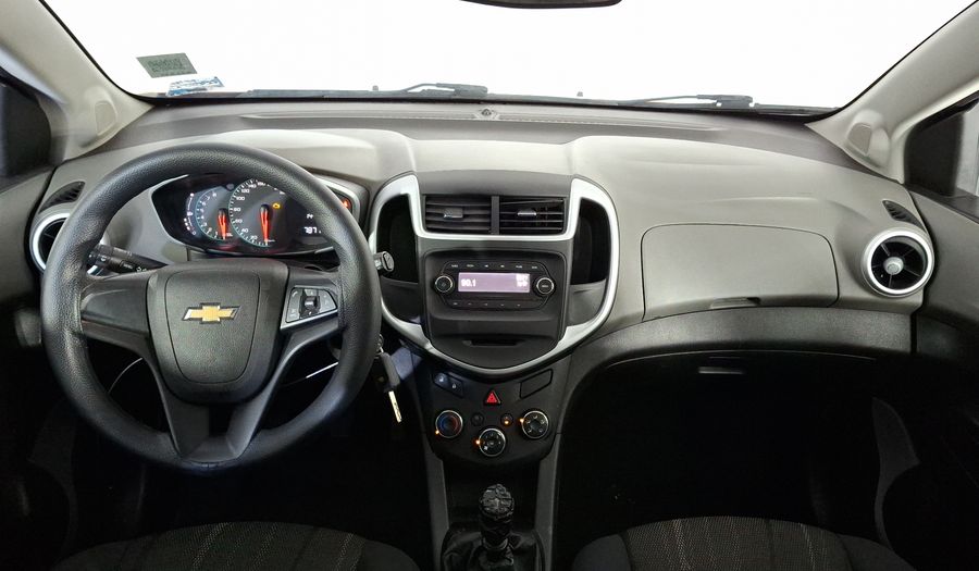 Chevrolet Sonic 1.6 MT J LT Hatchback 2017