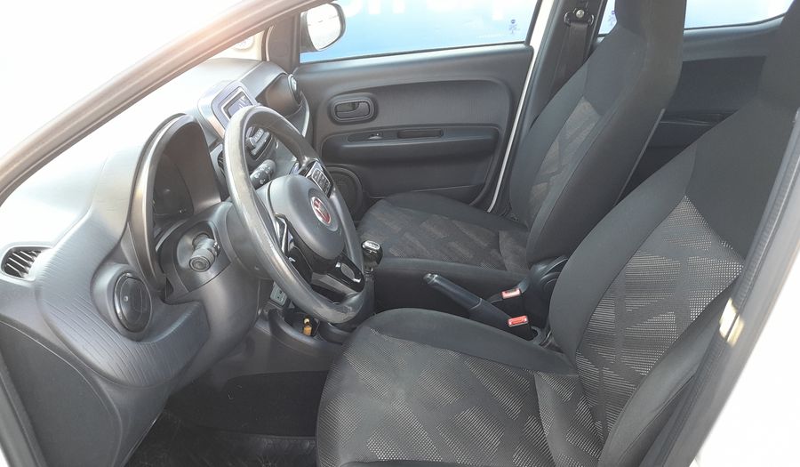 Fiat Mobi 1.0 EASY Hatchback 2017