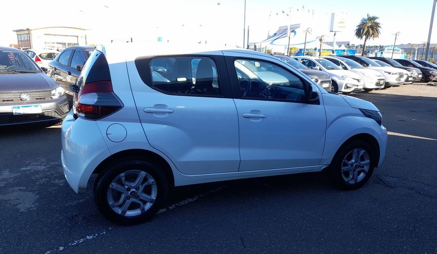 Fiat Mobi 1.0 EASY Hatchback 2017