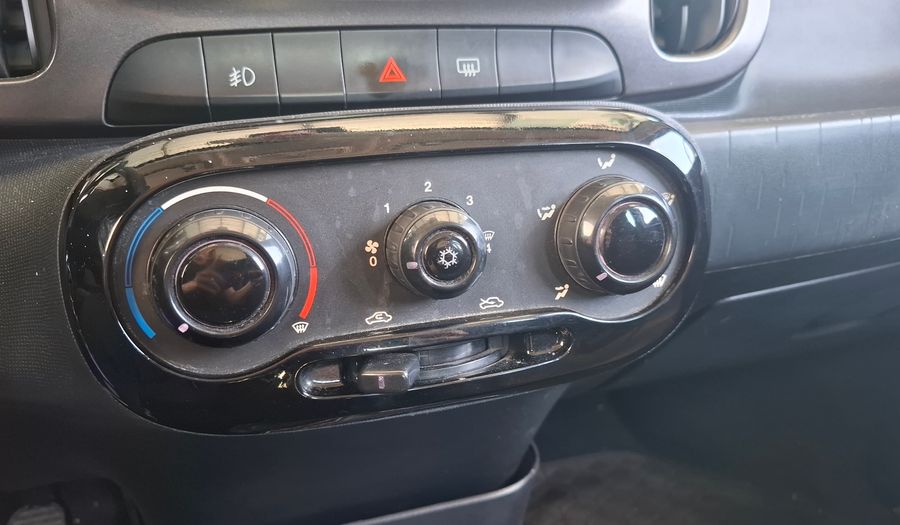Fiat Mobi 1.0 EASY Hatchback 2017