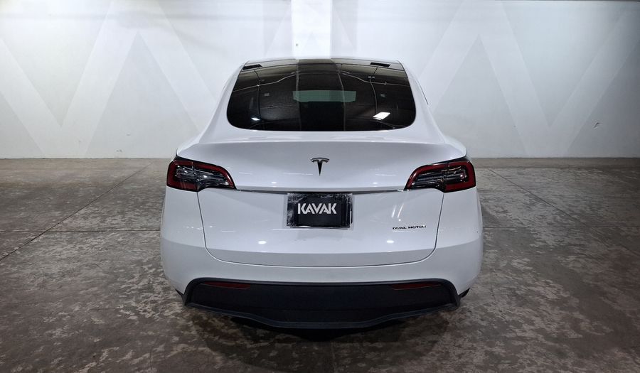 Tesla Model Y BEV LONG RANGE AUTO 4WD Suv 2024