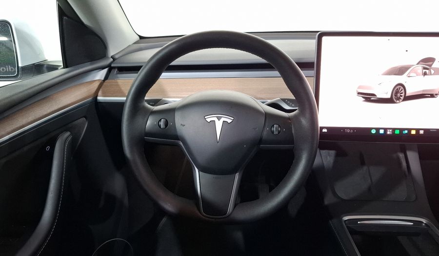 Tesla Model Y BEV LONG RANGE AUTO 4WD Suv 2024