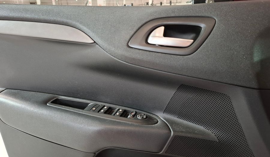 Citroen C4 Lounge 1.6 THP SHINE AT AM19 Sedan 2018