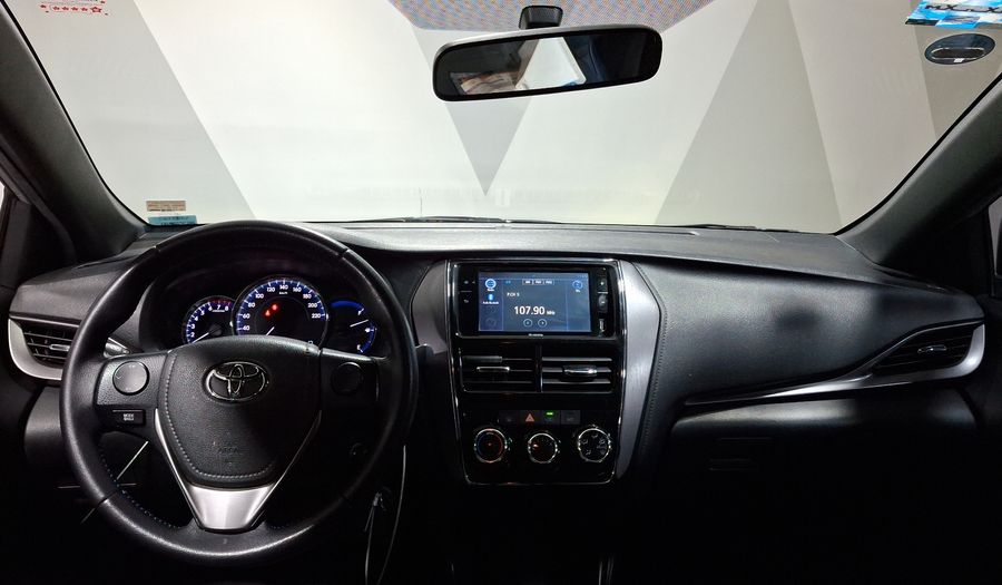 Toyota Yaris 1.5 S CVT Hatchback 2022