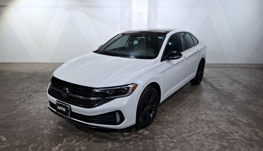 Volkswagen • Jetta