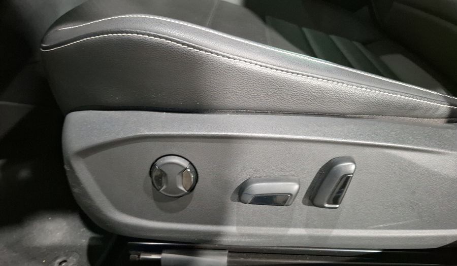 Volkswagen Jetta 1.4 SPORTLINE AUTO Sedan 2023