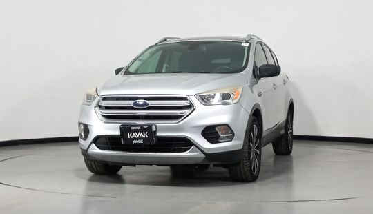 Ford • Escape