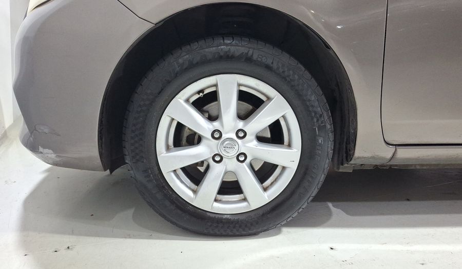 Nissan Versa 1.6 ADVANCE TA AC Sedan 2013