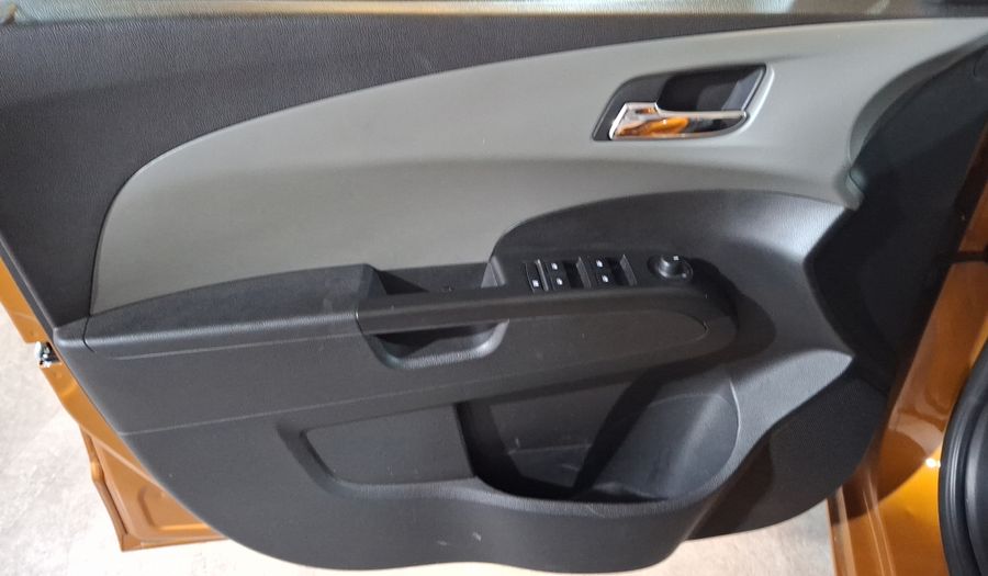 Chevrolet Sonic 1.6 MT D LT Sedan 2017
