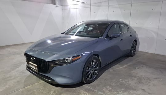 Mazda • Mazda 3