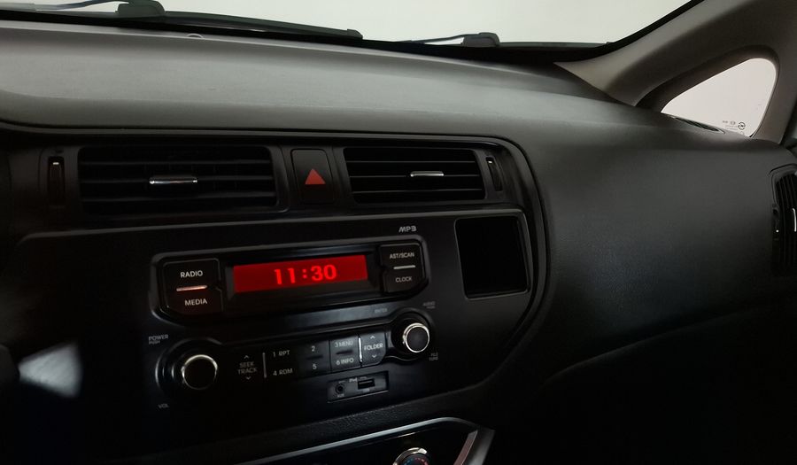 Kia Rio 3 1.4 EX AC DAB 3HB Hatchback 2012