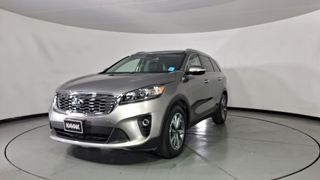 Kia • Sorento