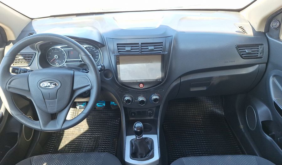 Jac J4 1.5 COMFORT Sedan 2020