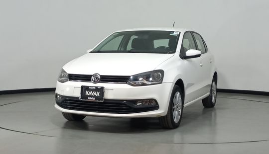 Volkswagen • Polo