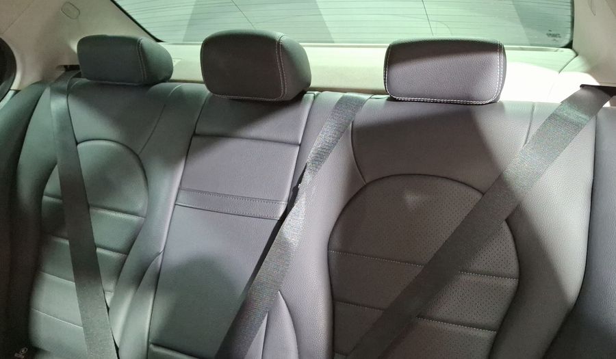 Mercedes Benz Clase C 2.0 200 EXCLUSIVE AUTO Sedan 2018