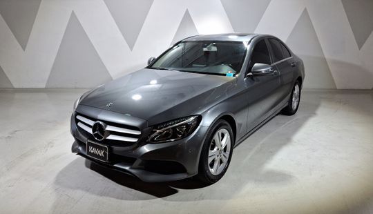 Mercedes Benz • Clase C