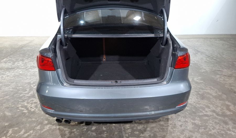 Audi A3 1.4 TFSI AMBIENTE S TRONIC Sedan 2015