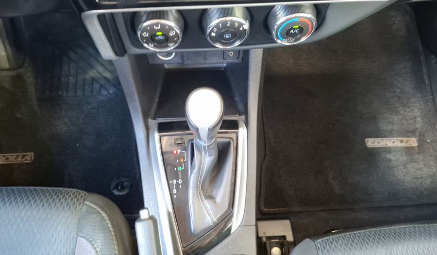 Toyota Corolla 1.8 LE CVT Sedan 2017