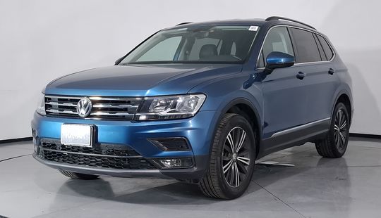 Volkswagen • Tiguan