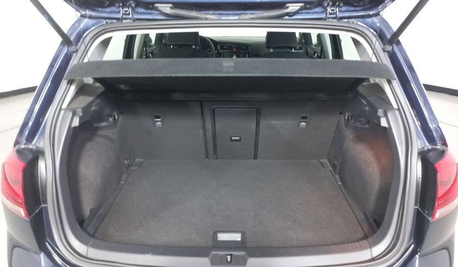 Volkswagen Golf 1.4 HIGHLINE DSG ASISTENTE APARCAMIENTO Hatchback 2017
