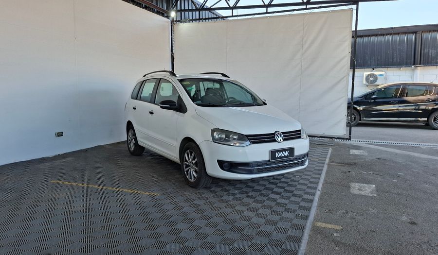 Volkswagen Suran 1.6 TRENDLINE Wagon 2013