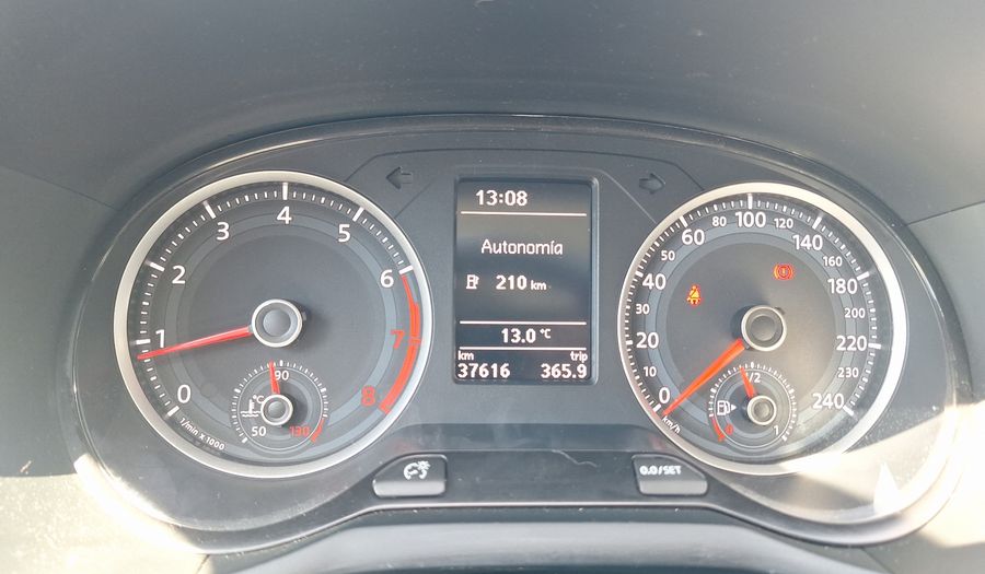 Volkswagen Voyage 1.6 HIGHLINE Sedan 2022