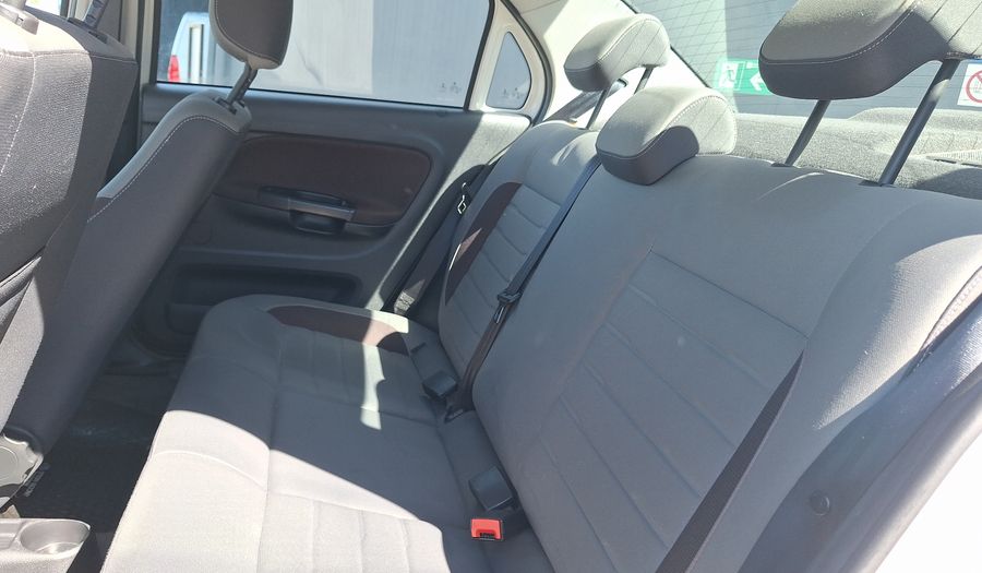 Volkswagen Voyage 1.6 HIGHLINE Sedan 2022