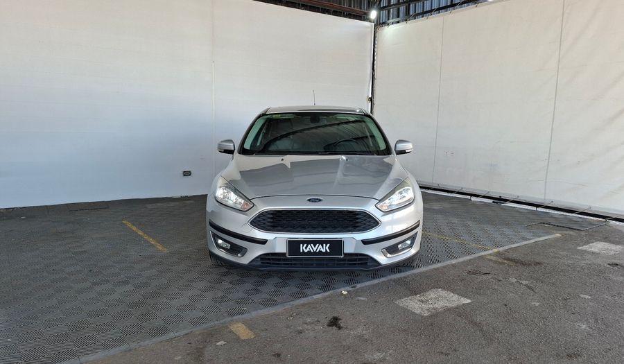Ford Focus Iii 2.0 SE PLUS AT Sedan 2017