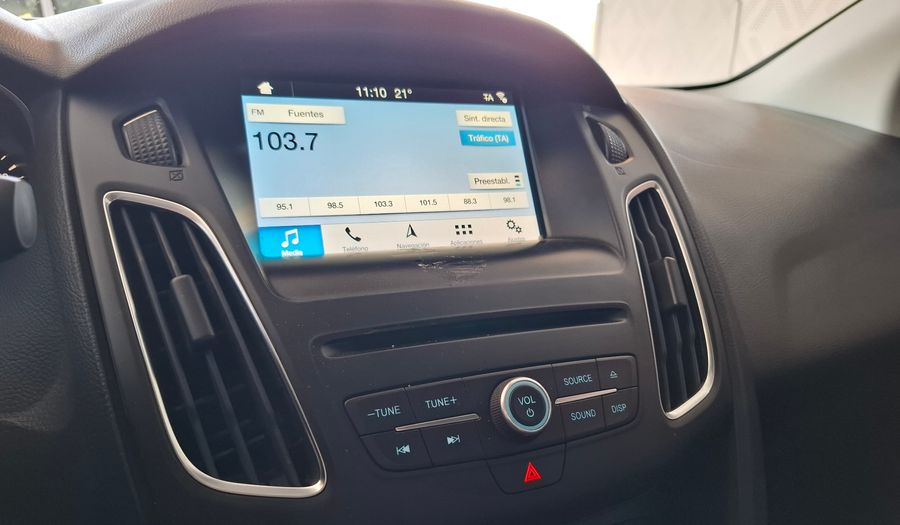 Ford Focus Iii 2.0 SE PLUS AT Sedan 2017