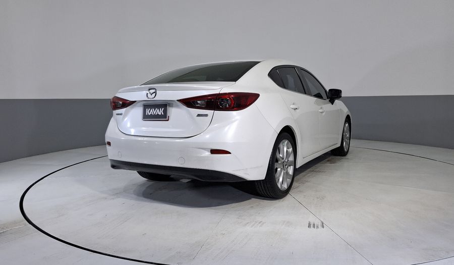 Mazda 3 2.5 SEDÁN S GT TA Sedan 2015