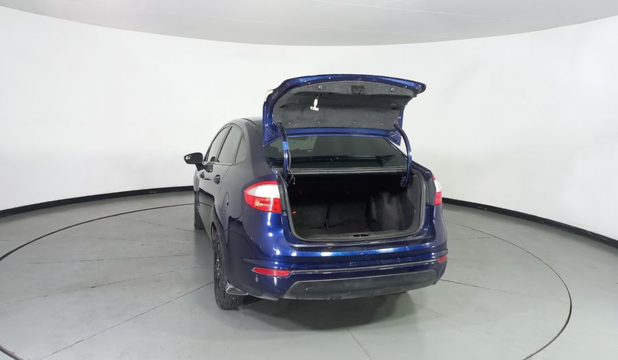 Ford Fiesta 1.6 SE MT Hatchback 2016