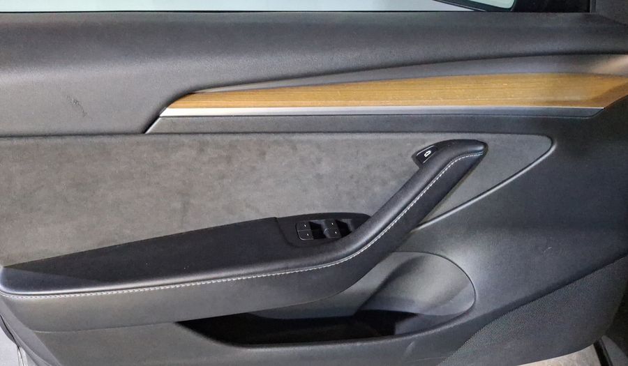 Tesla Model 3 BEV 50KWH STANDARD RANGE PLUS AUTO Sedan 2023