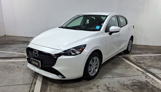 Mazda • Mazda 2