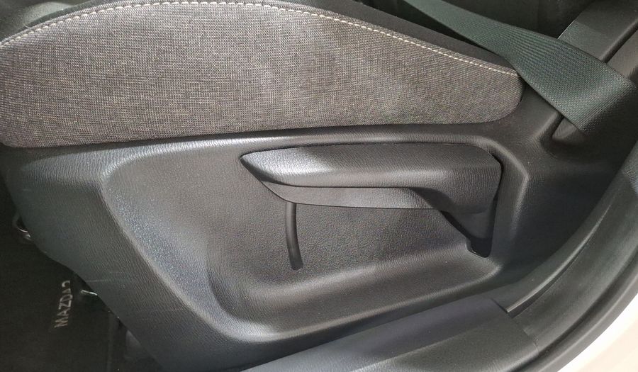 Mazda 2 1.5 I SEDAN AUTO Sedan 2026