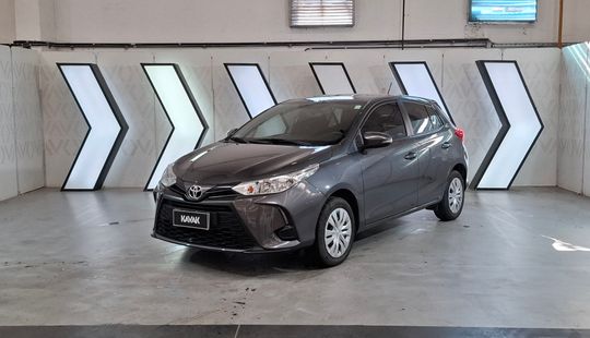 Toyota • Yaris