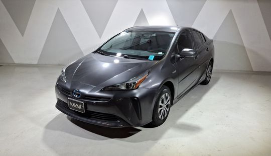 Toyota • Prius