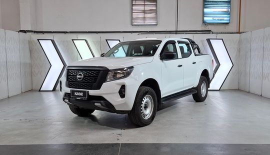 Nissan • Frontier