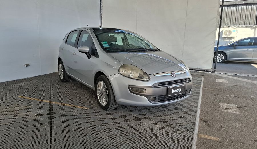 Fiat Punto 1.6 16V ESSENCE 5P Hatchback 2013