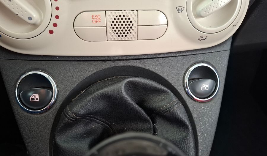Fiat 500 1.4 8V CULT Hatchback 2012