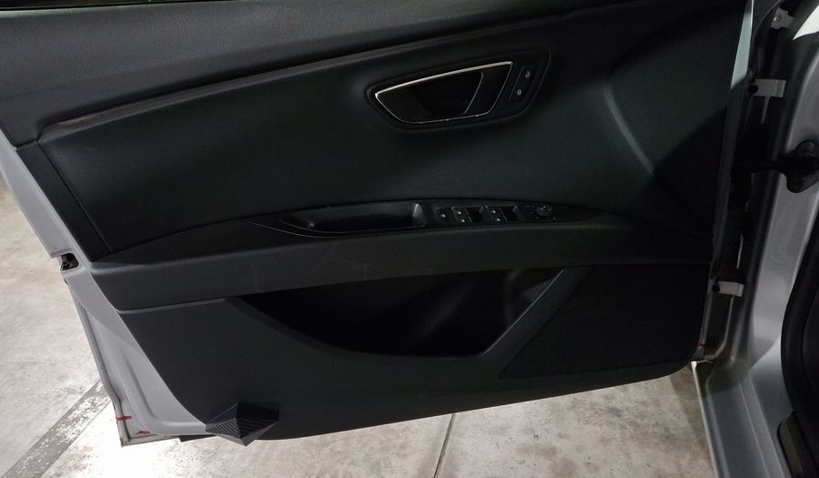 Seat Leon 1.4 FR MT Hatchback 2016